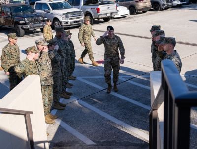Haykal multiplie les rencontres à Washington, Darin LaHood salue les progrès de l'armée