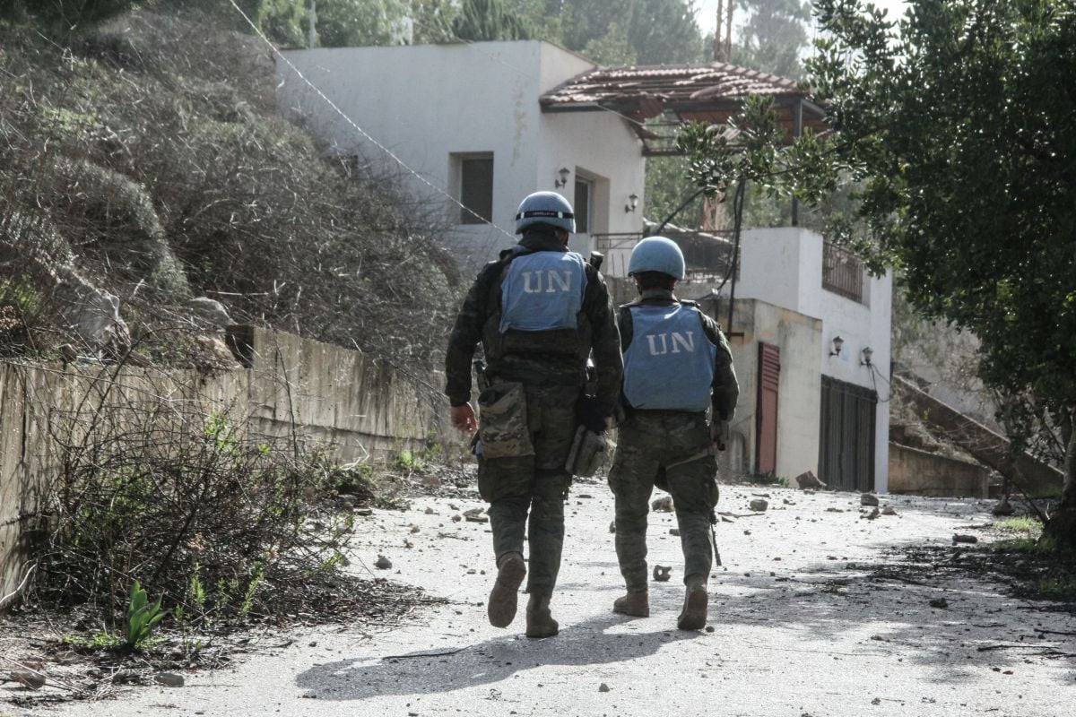 Israeli shells hit UN forces base in southern Lebanon