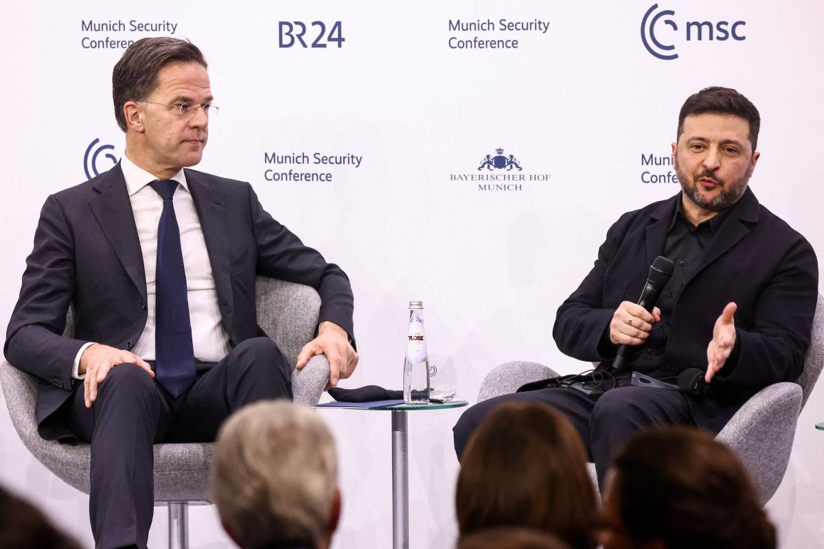 Le chef de l'OTAN affirme que l'Europe ne cherche pas à remplacer le parapluie nucléaire américain