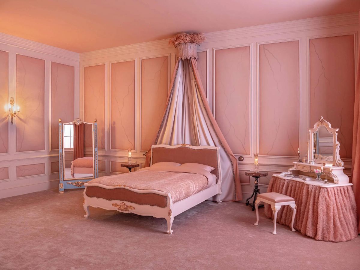 Une nuit magique dans la chambre de Heathcliff et Cathy : Airbnb surfe sur la vague des « Hauts de Hurlevent »