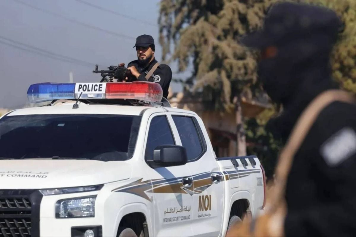 Clashes in Latakia between security forces and Assad-affiliated group: Syria TV
