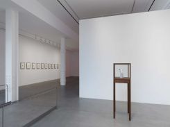 Vue de l'installation des oeuvres de Ali Cherri à la galerie New yorkaise Almine Rech. Photo Dan Bradica/Avec l'aimable autorisation de la galerie