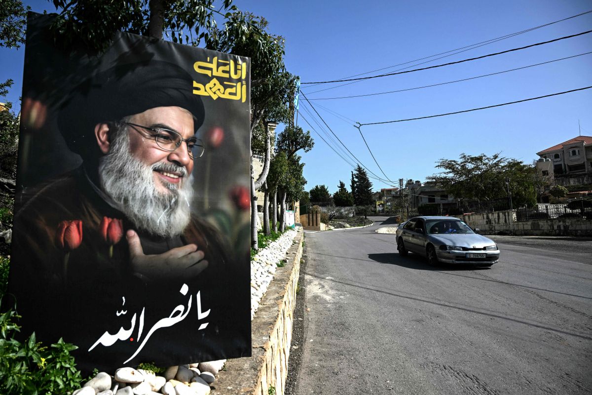 US aims at head of Iranian regime and fears retaliation in Lebanon