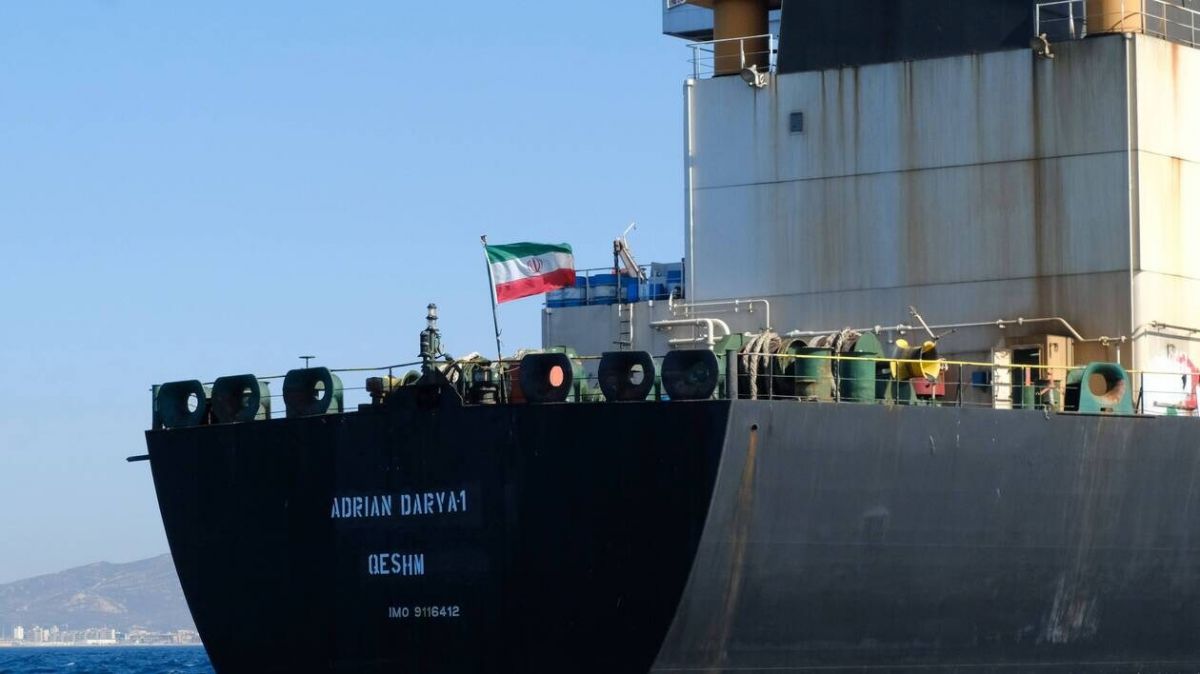 Risque de guerre : les chargements hebdomadaires de pétrole iranien ont presque triplé, selon le « WSJ »