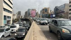 Des voitures coincées dans des embouteillages au niveau de la voie express de Ring. Photo Lyana ALAMEDDINE/L'Orient-Le Jour