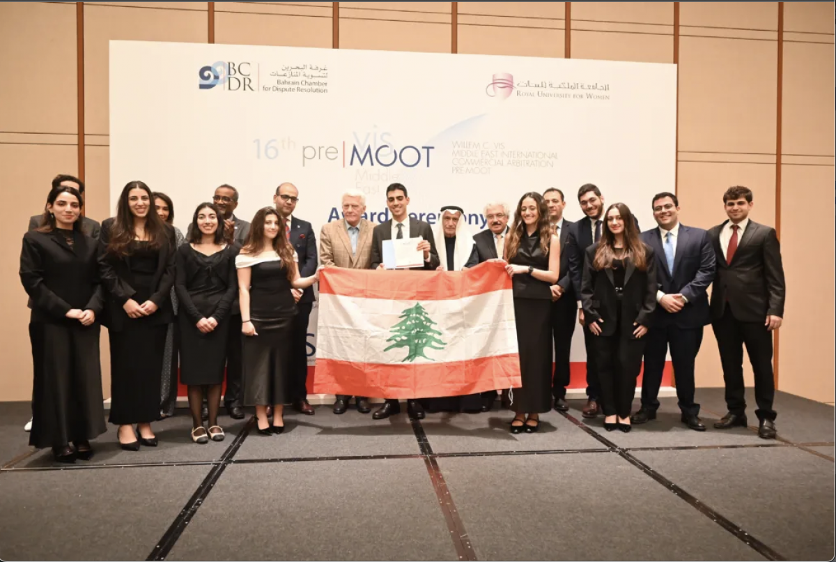 Arbitrage : l’équipe de l’Université Saint-Joseph fait briller le Liban à Bahreïn