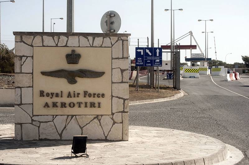 Un terminal de l’aéroport de Paphos, à Chypre, évacué à cause d’un engin suspect repéré sur les radars
