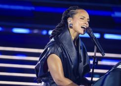 Alicia Keys, invitée d'honneur de la soirée, venue interpréter son « Empire State of Mind ». Photo Rai Uno