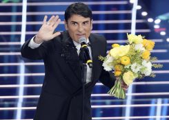 Sal Da Vinci, gagnant surprise d'un Festival sous haute tension. Photo Rai Uno