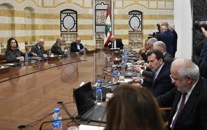 Government announces 'total ban on any military activity' by Hezbollah