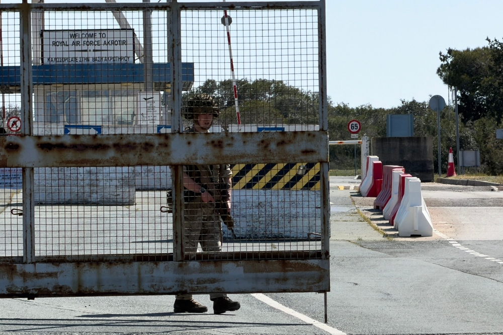 Chypre: les drones ayant visé la base britannique ont été envoyés du Liban, selon une source gouvernementale chypriote
 