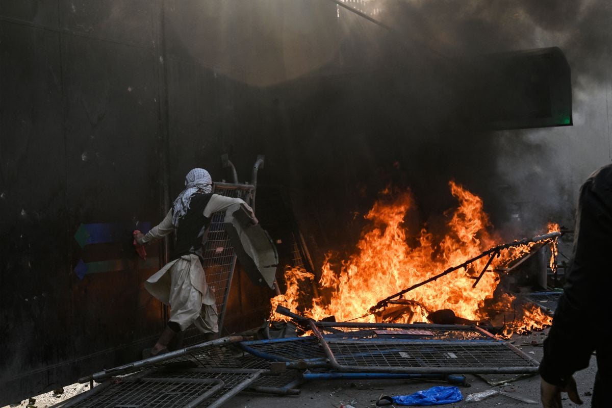 17 killed at pro-Iran protests