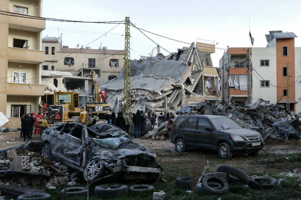 Au moins huit morts et 14 blessés dans un bombardement israélien sur un immeuble à Baalbeck
