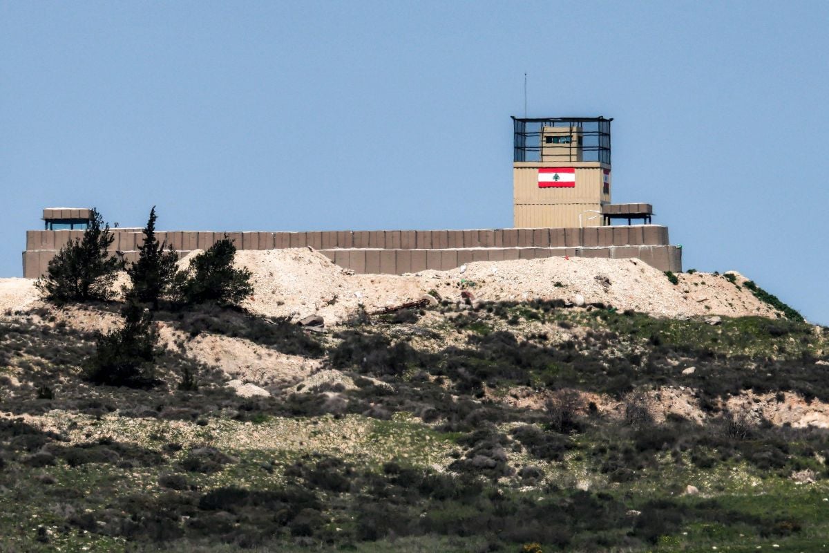 Why Haykal is opposing the use of force against Hezbollah