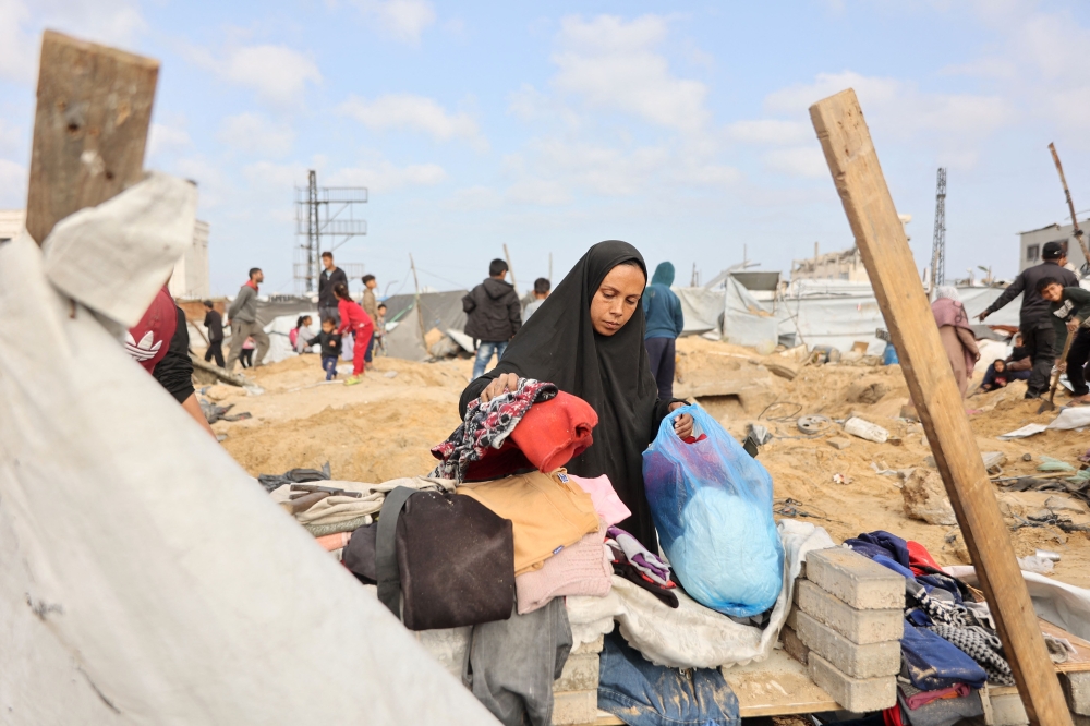 La Défense civile fait état de six morts dans des frappes israéliennes à Gaza