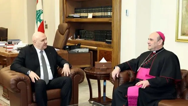 Aoun s’entretient avec l’ambassadeur du Vatican, après ses deux visites au Liban-Sud