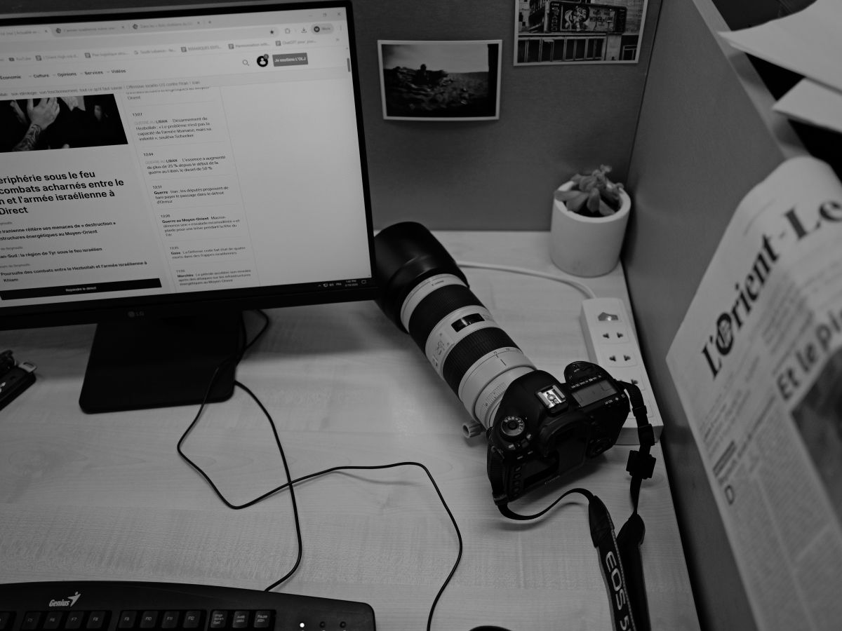 Le journal du journal : raconter la guerre, de jour comme de nuit 