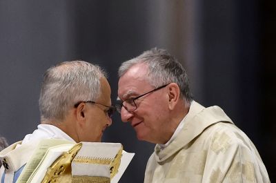 Parolin : Je dirais à Trump et aux Israéliens de laisser le Liban tranquille