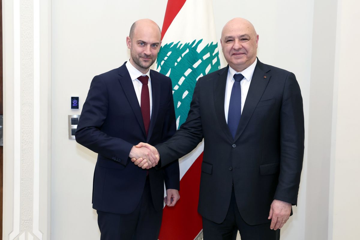 Négociations avec Israël : la France prête à œuvrer pour mettre fin à l’escalade, dit Barrot à Aoun 