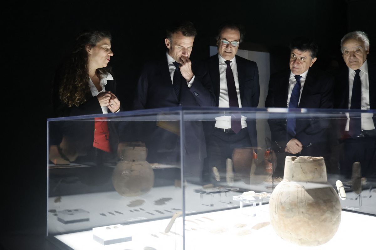 Macron à l’IMA : Face à la brutalité des empires, le Liban résiste