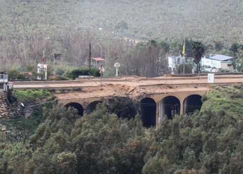 Israël veut raser les villages frontaliers , « comme à Rafah et Beit Hanoun », et coupe Tyr du reste du Liban