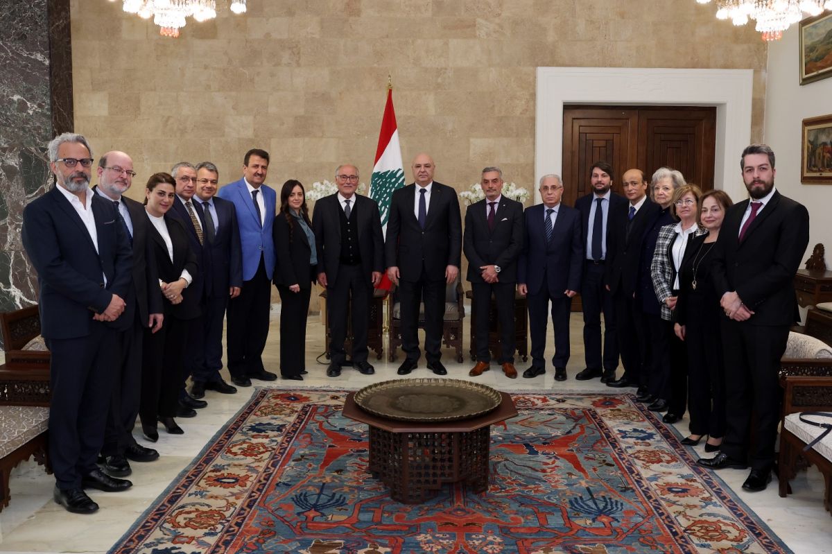 Joseph Aoun reçoit la Fédération des associations des anciens de l’USJ
