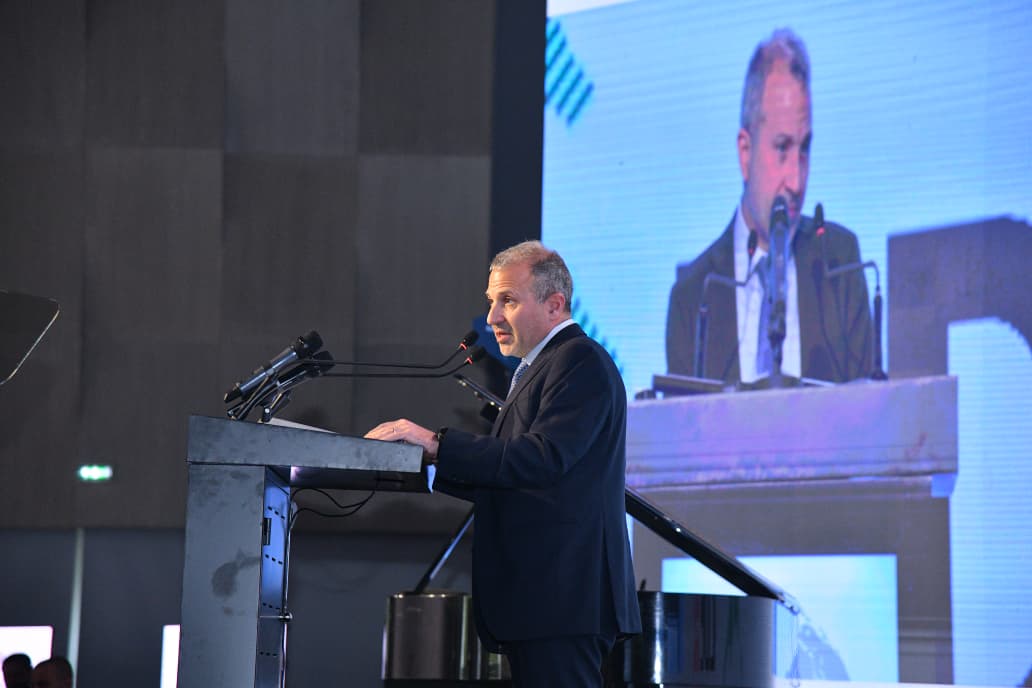 En pleine guerre, Bassil parie sur Aoun... et le Hezbollah ?