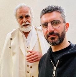 L'acteur Rafic Ali Ahmad et le metteur en scène Jihad Mikhael. Photo fournie par Jihad Mikhael