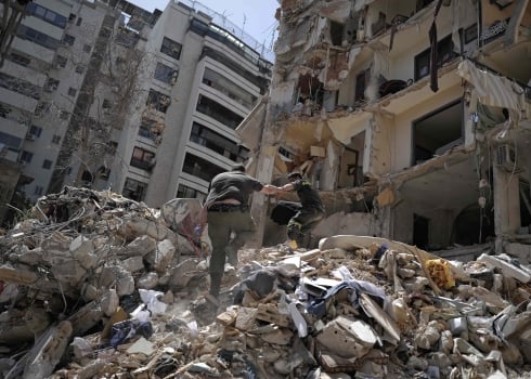 Beyrouth sous les ruines du « mercredi noir » 