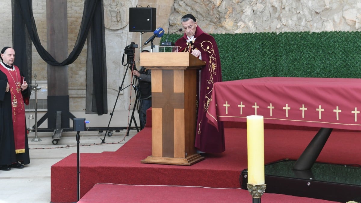 Maronite Order superior to Aoun: Those who want peace support the principle of state you defend