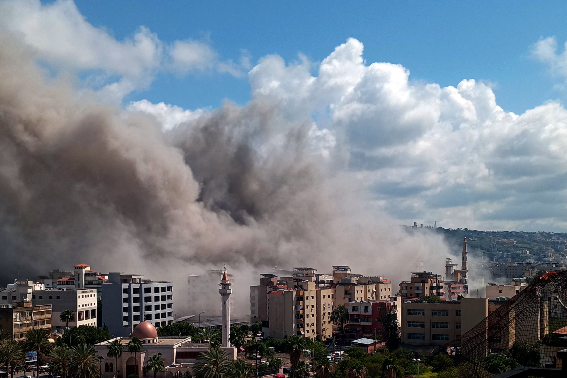Les frappes israéliennes ont aussi visé le Liban-Sud. Parmi les cibles, Saïda. Mahmoud ZAYYAT / AFP