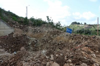 Combats au sol autour de Bint Jbeil, l'armée israélienne dit s'être déployée dans la zone « de défense anti-char »