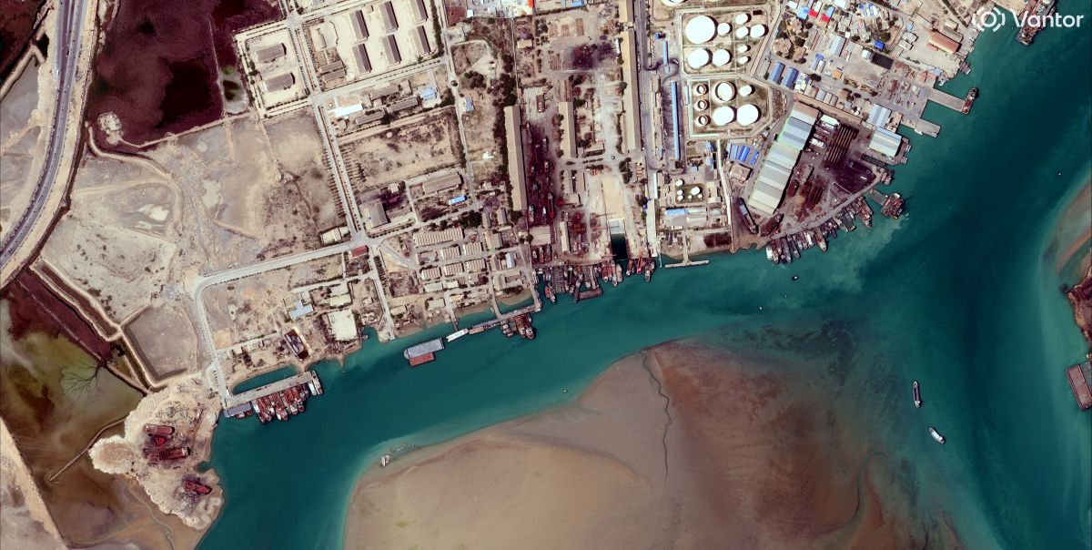 L'AIEA confirme que de récentes frappes aériennes ont touché les abords de la centrale nucléaire iranienne de Bouchehr
