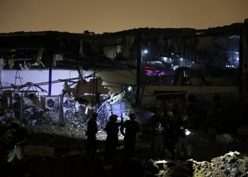 Nouvelles menaces de Trump, missiles iraniens contre Tel Aviv et Eilat : ce qu'il faut savoir ce vendredi matin