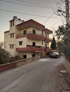Mohammad Bazzi's family house before it was destroyed by the Israeli army in Bint Jbeil. (Credit: Photo sent by Mohammad Bazzi to L'Orient Today)