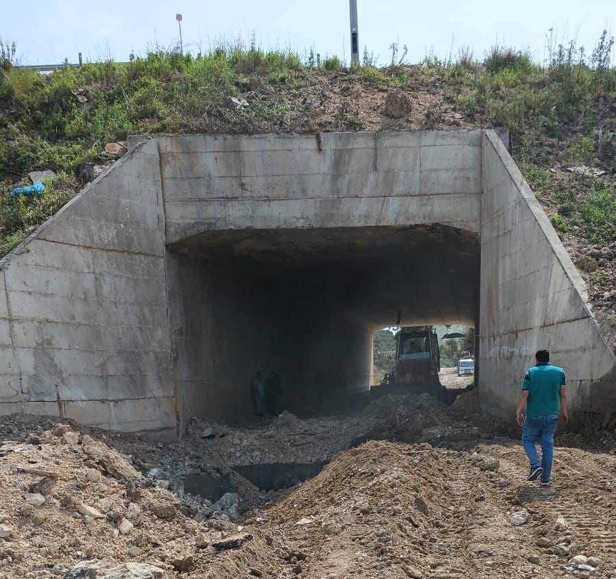 Ministry of Public Works begins repairing bridges and other infrastructure destroyed by Israel