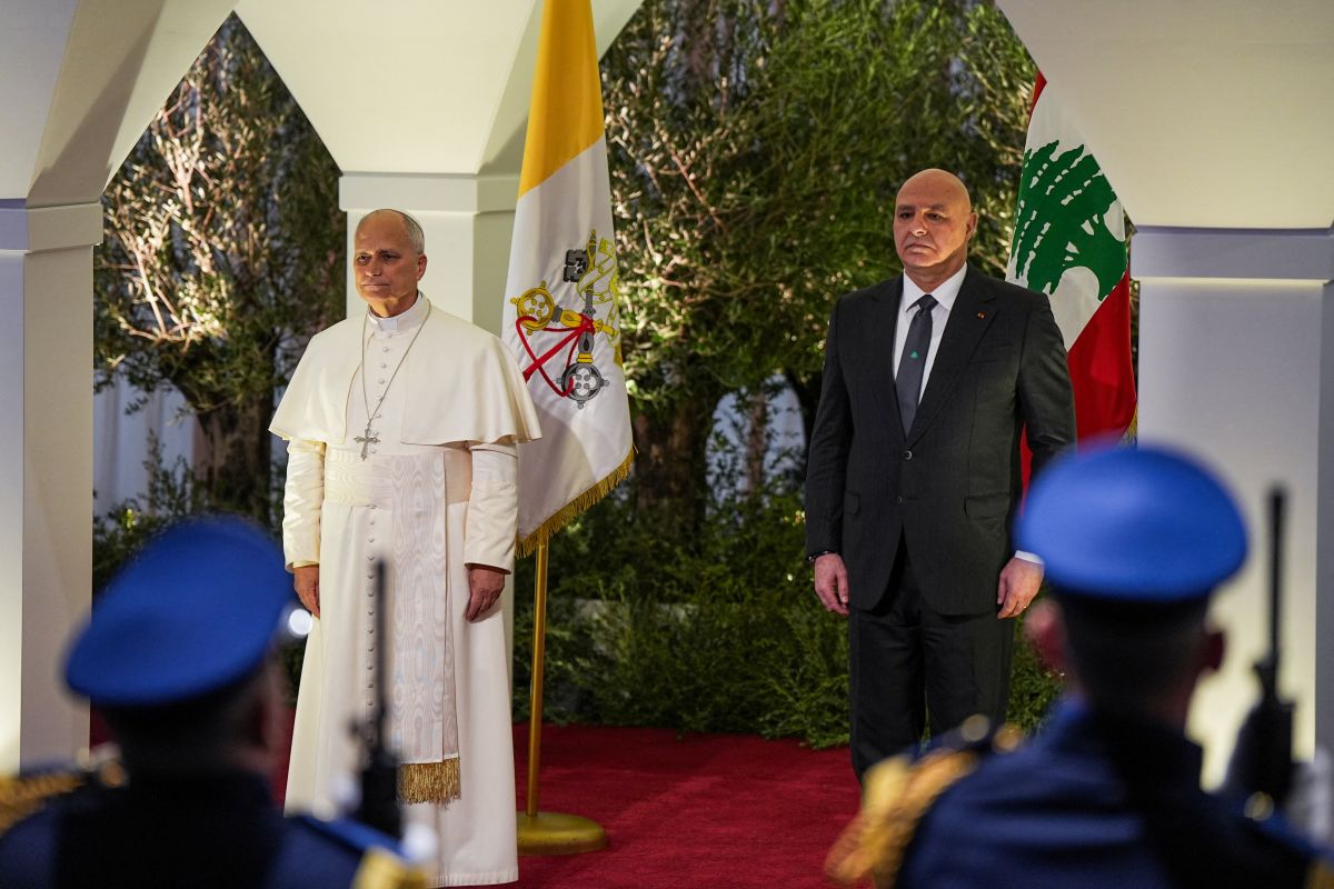 Le pape se dit « plus proche que jamais » du peuple libanais 