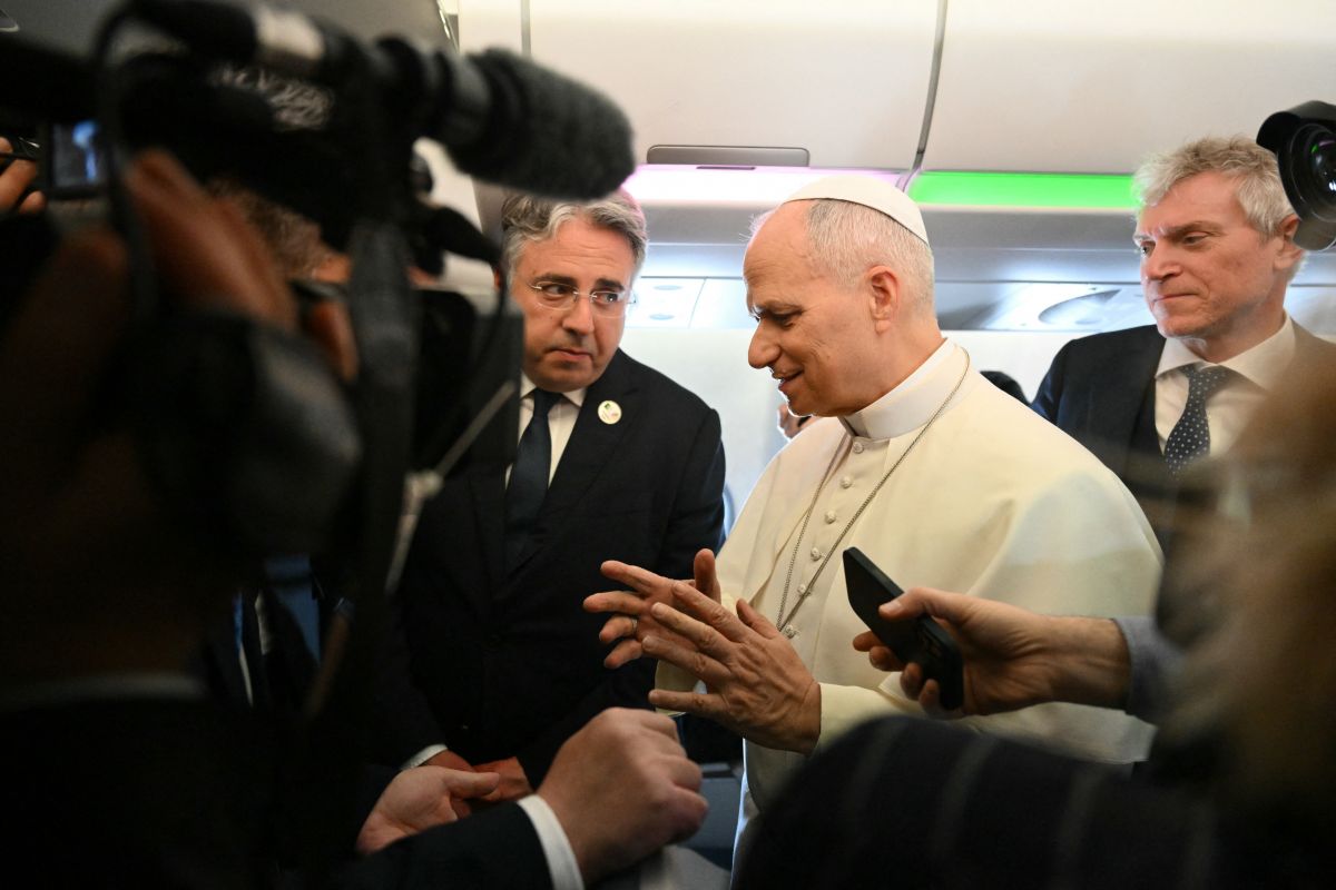 Pope Leo criticizes 'neocolonial' powers hours after Trump attack