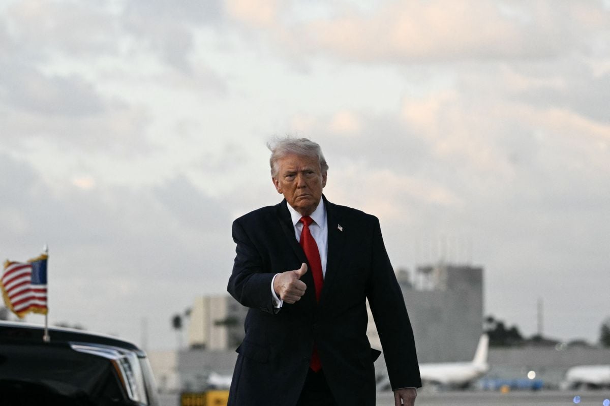US begins blockade of Iran's ports, Tehran threatens retaliation