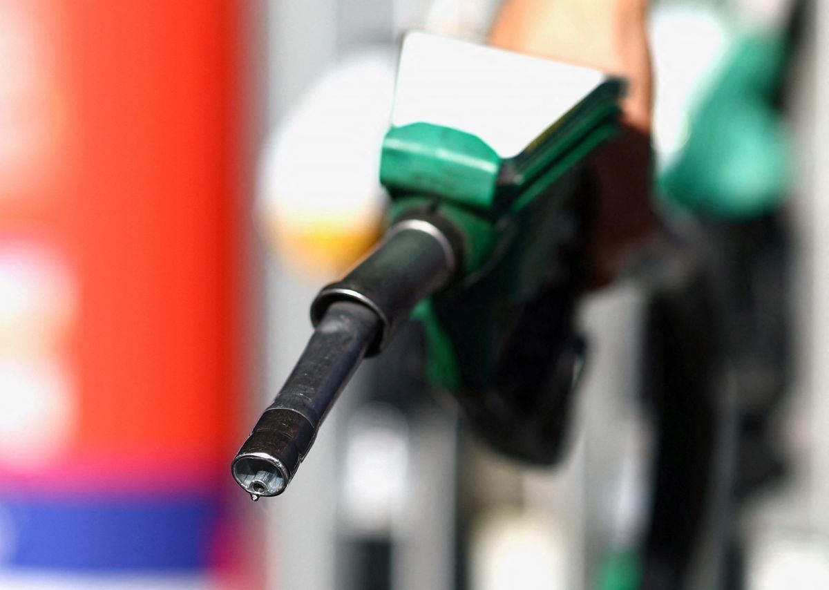 Le pétrole rebondit et l'or trébuche après l'annonce du blocus des ports iraniens