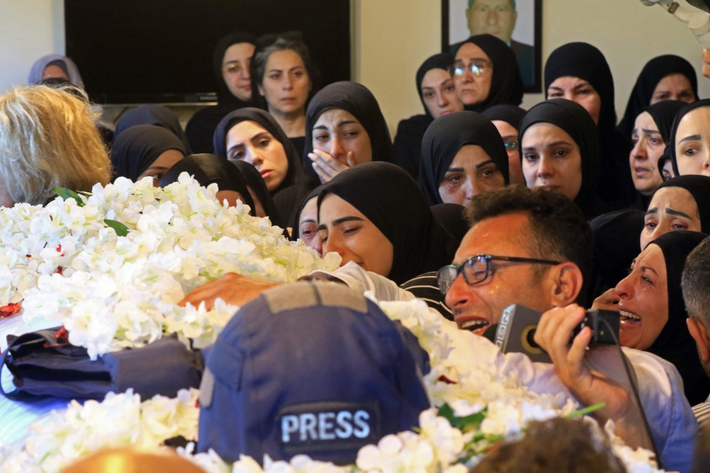 UK and Finland condemn attacks on Lebanese journalists