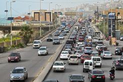 Le trafic entre le Liban-Sud et Beyrouth, au niveau de Rmeilé, le 18 avril 2026. Photo Mohammad Yassine / L'Orient-Le Jour