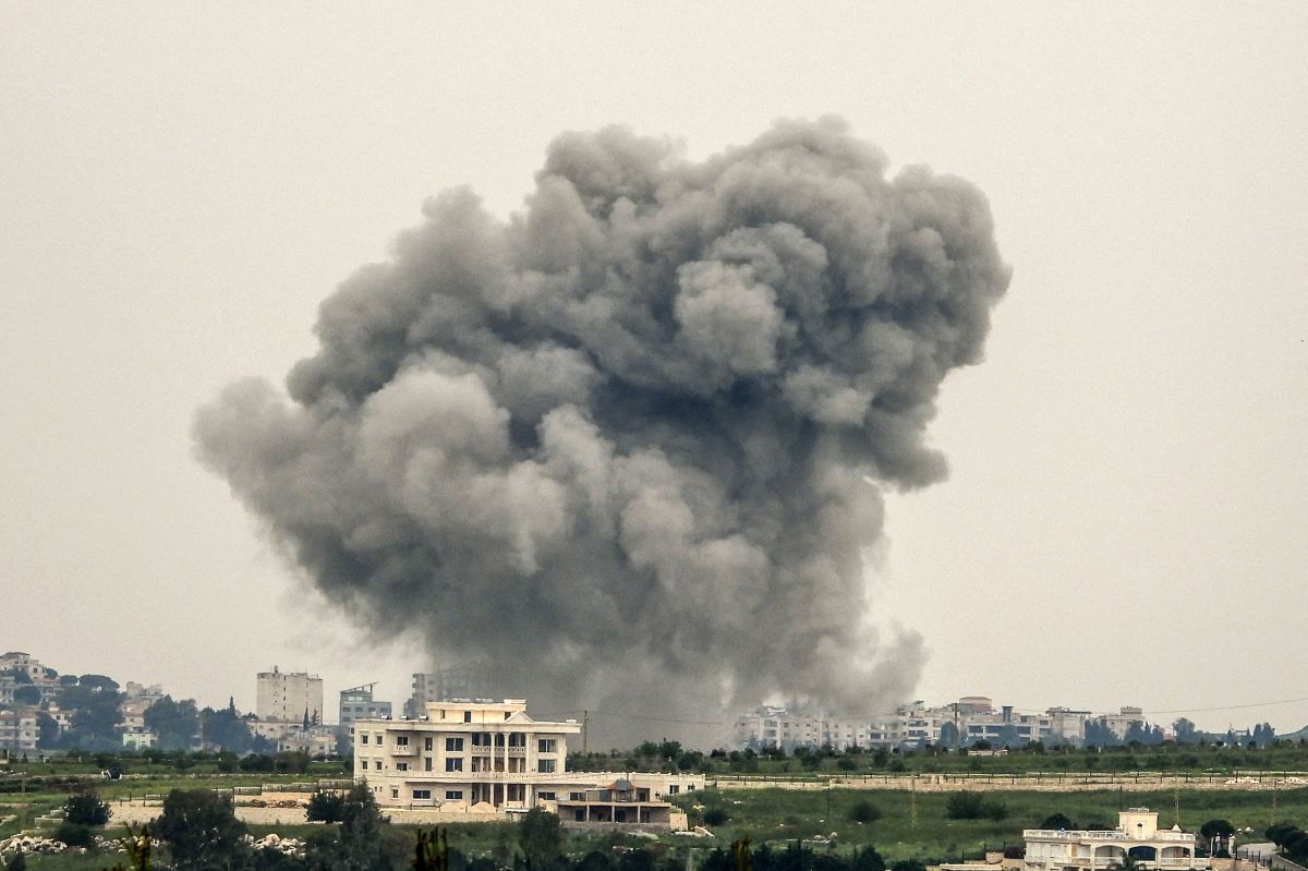 Israel pummels southern Lebanon with strikes, as death toll rises and Hezbollah claims right to retaliate, despite cease-fire