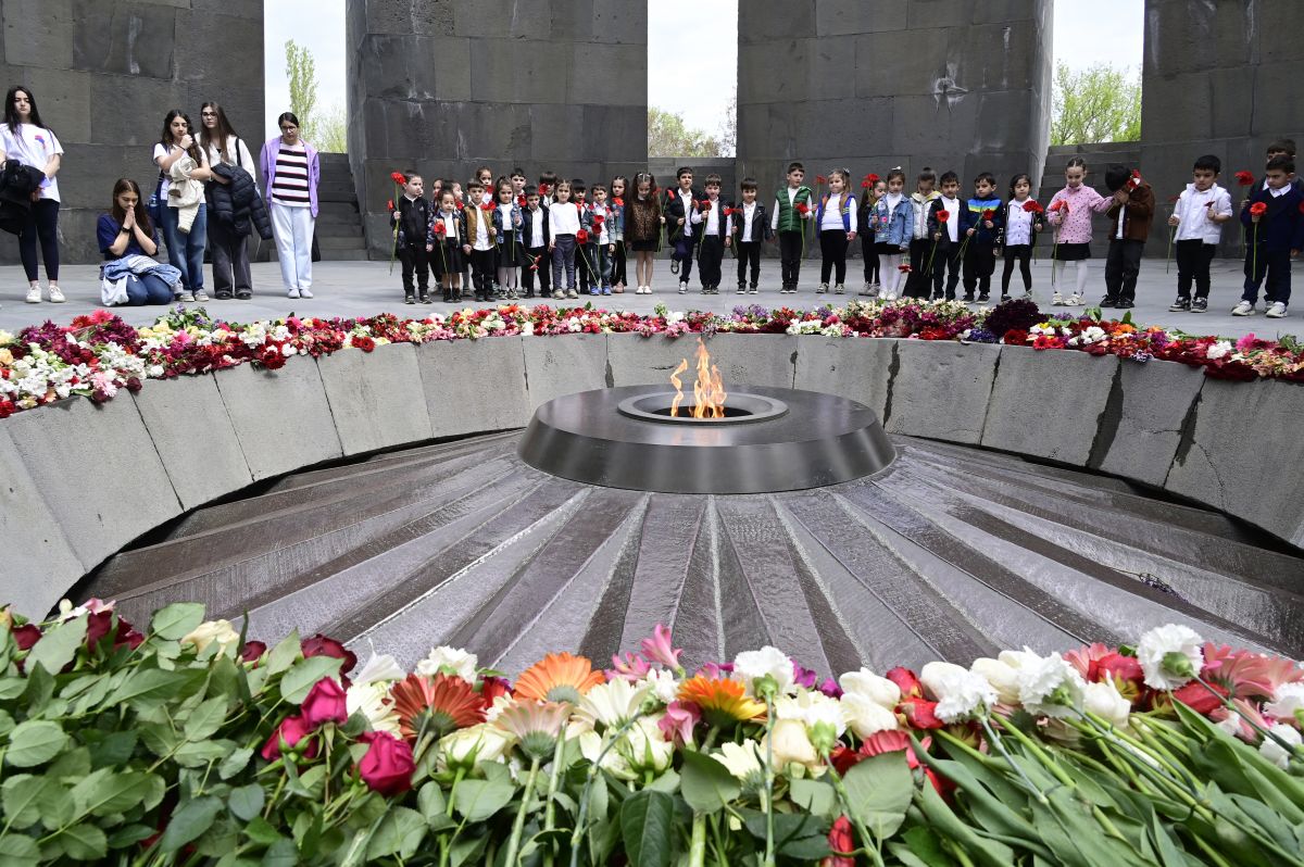 Pour le 111e anniversaire du génocide arménien, Aoun commémore les victimes d'une « tragédie humaine »