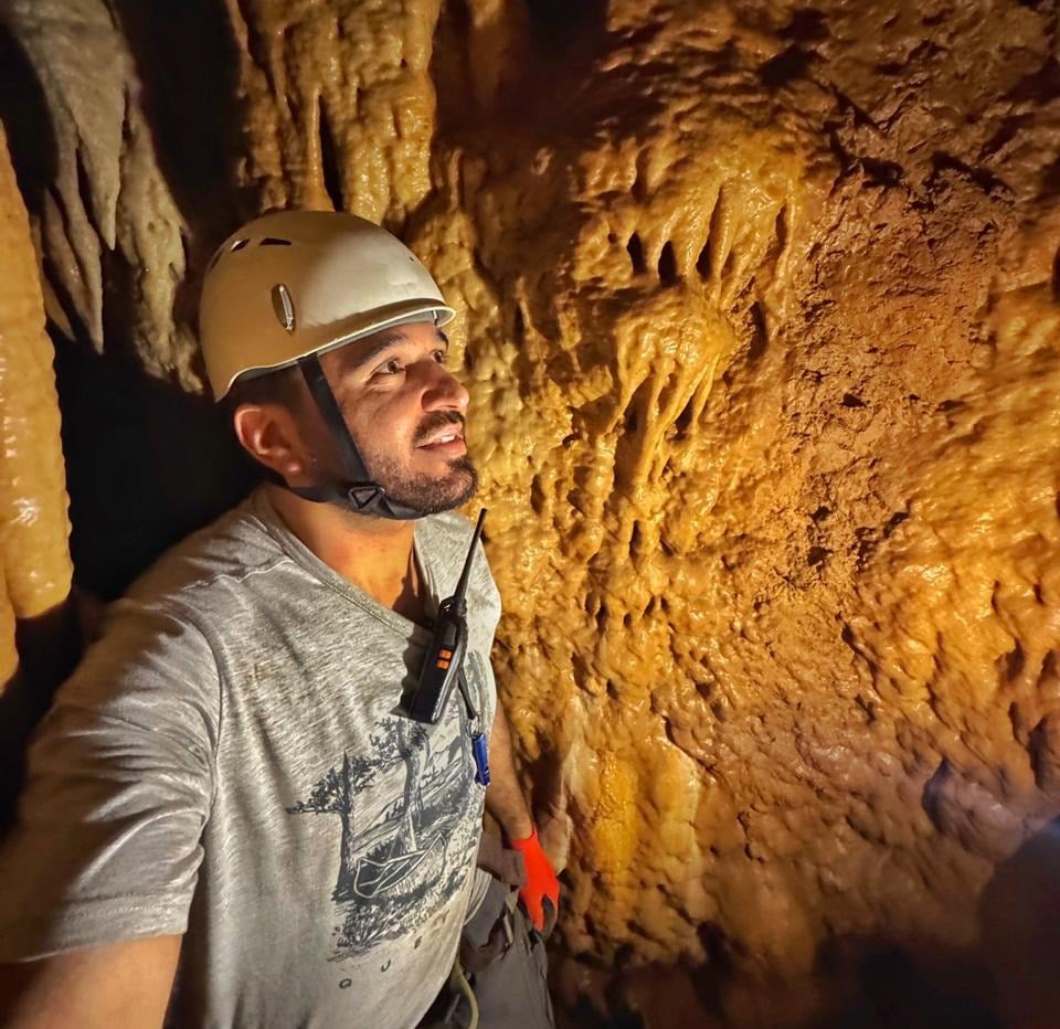 Dans le Akkar, un propriétaire découvre par hasard un gouffre naturel sur son terrain