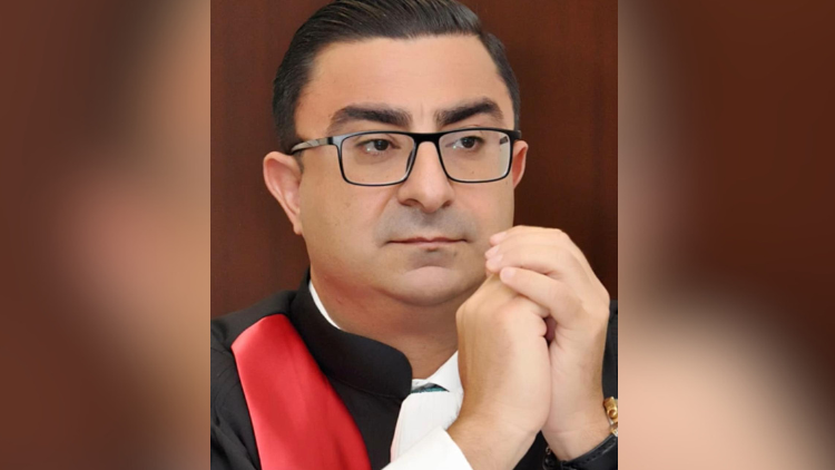 Lebanon’s newly appointed top prosecutor pledges independence from political parties 
