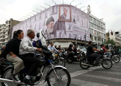 « Dans la mémoire politique iranienne, toute ouverture significative peut être interprétée comme une forme de fragilisation »