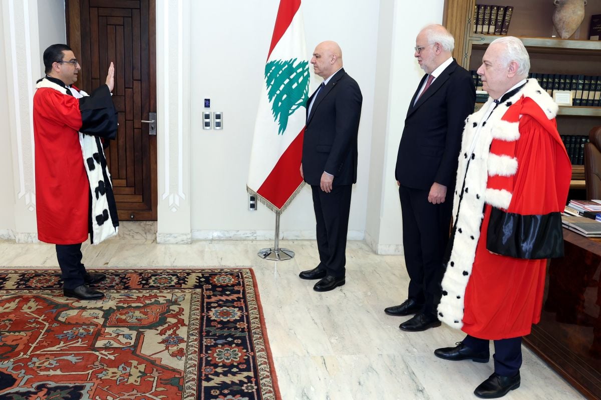 Le procureur général près la Cour de cassation Ahmad Rami el-Hajj prête serment devant le chef de l’Etat