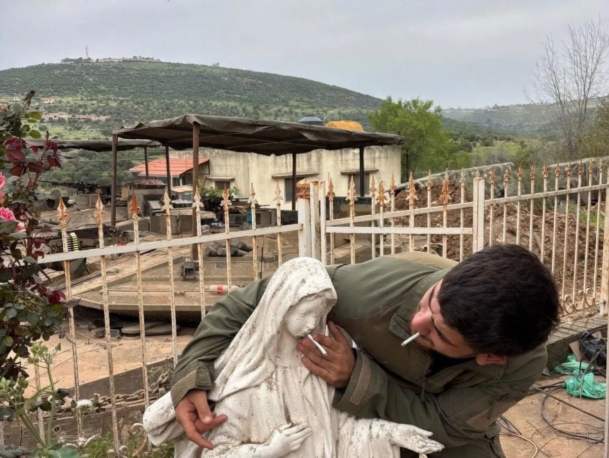 Indignation à Debel suite à la profanation d'une statue de la Vierge par un soldat israélien