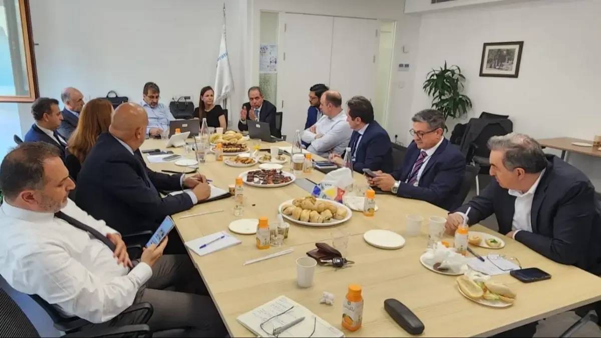 Réunions entre la Banque mondiale et le ministre de l'Énergie pour préparer la transition d'EDL au gaz